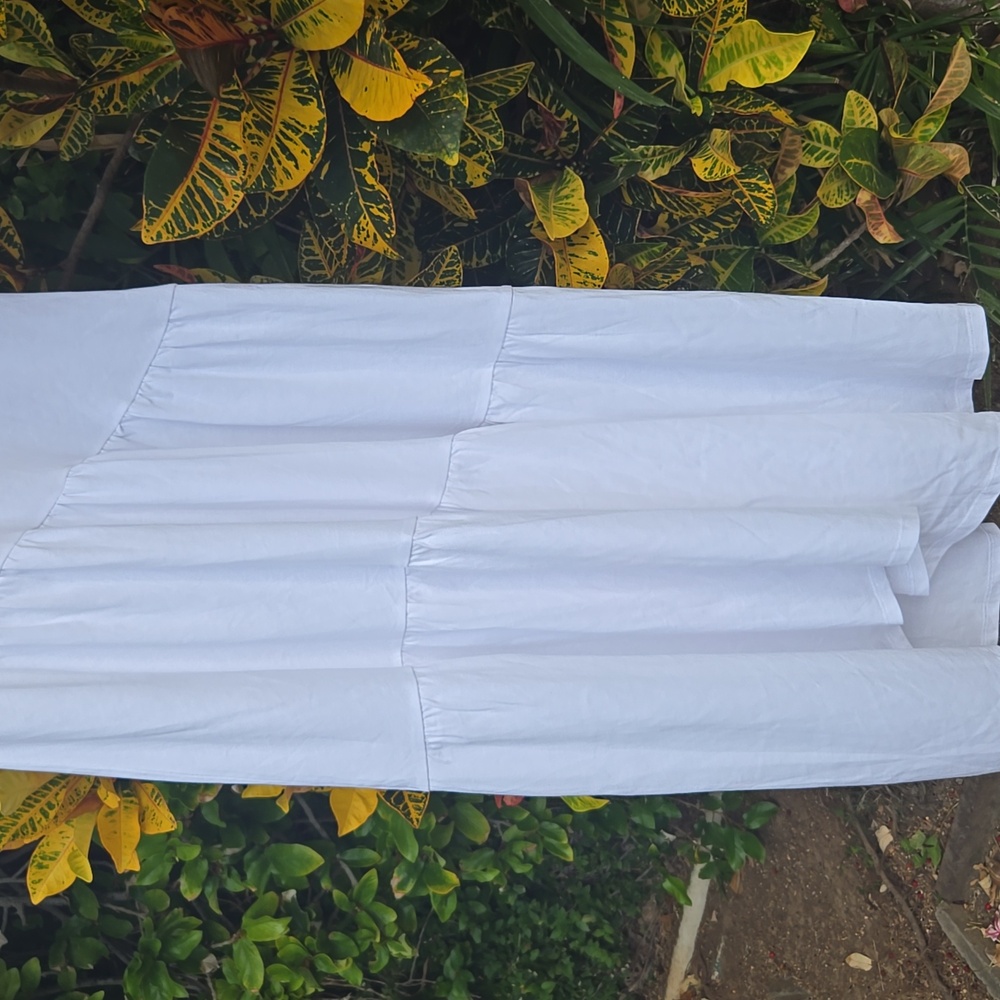 FRAME Gathered Seam Short Sleeve Dress - Picture 2 of 8